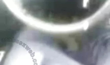 ગોળમટોળ ચહેરાવાળું બાળક છોકરી erotika rolik Masturbates